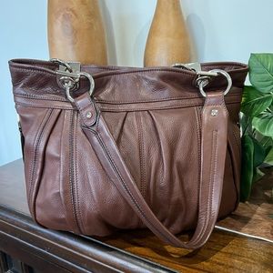 B. Makowsky Large Leather Shoulder Tote Bag
